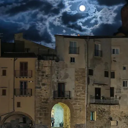 公寓 Casa Dominique 切法卢